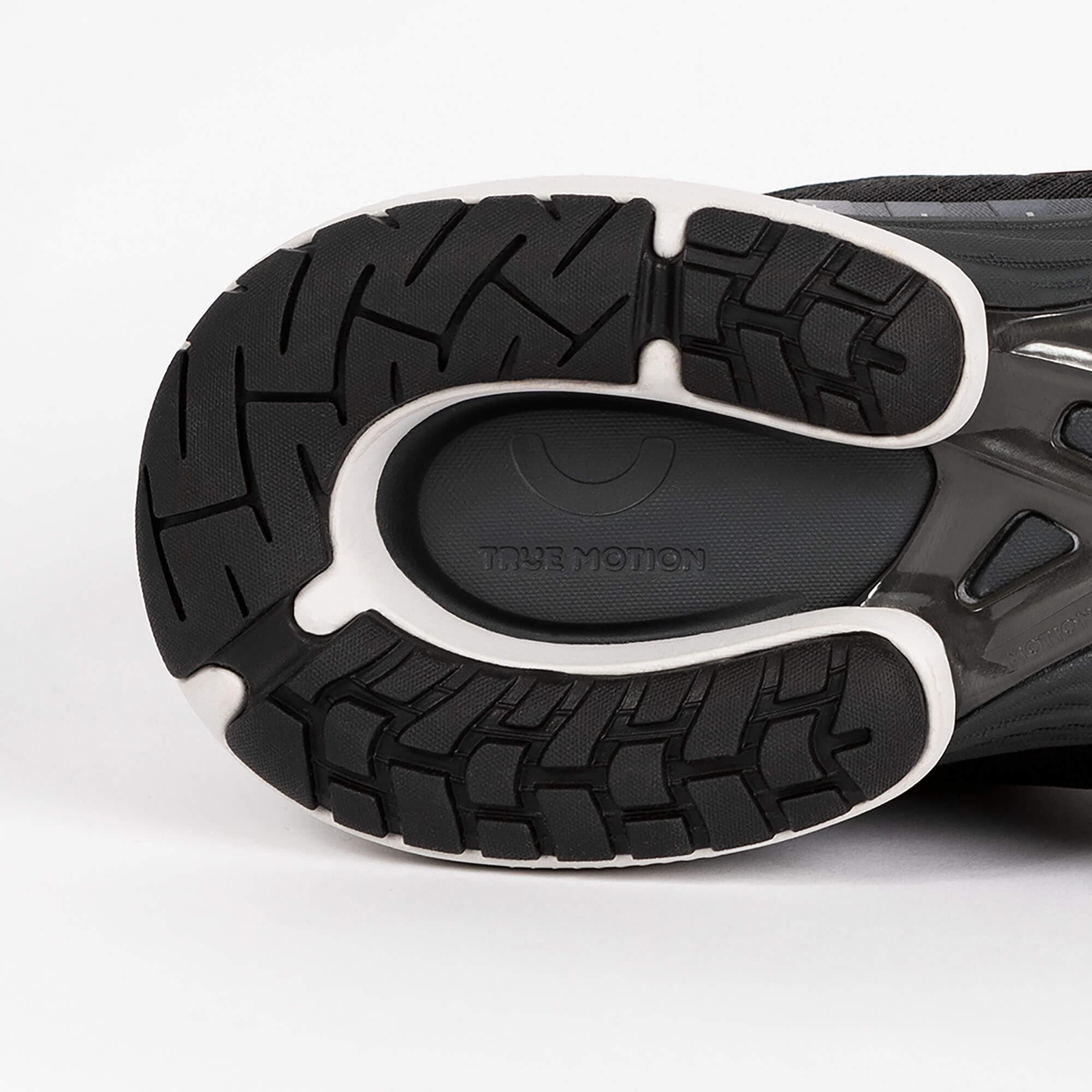 01_nevos-next-gen-men_usp_zentriertesabrollen_quadrat-2