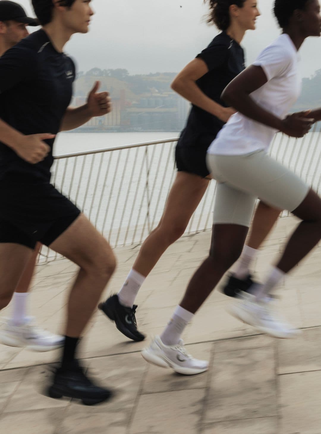 nevos-4-mood_02-women-10