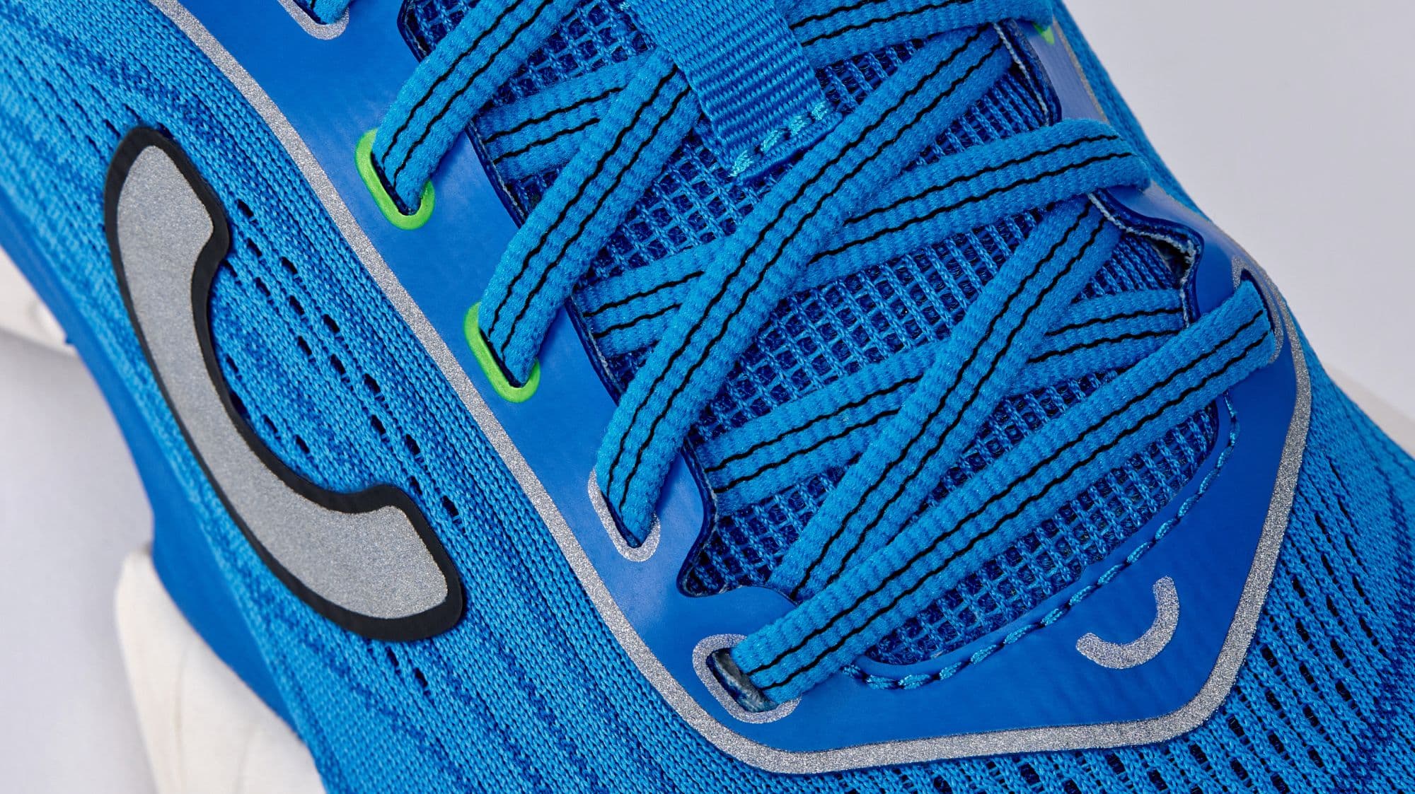 nevos-4-men-01-usp-mobile-03