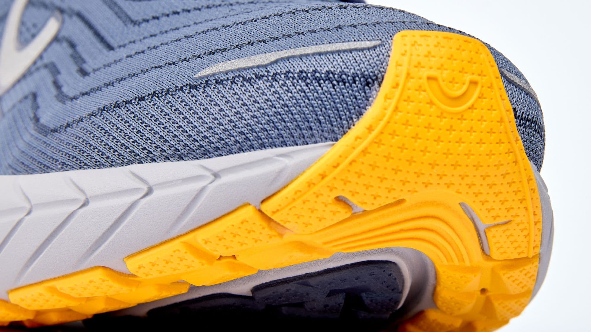 nevos-4-men-02-usp-mobile-02