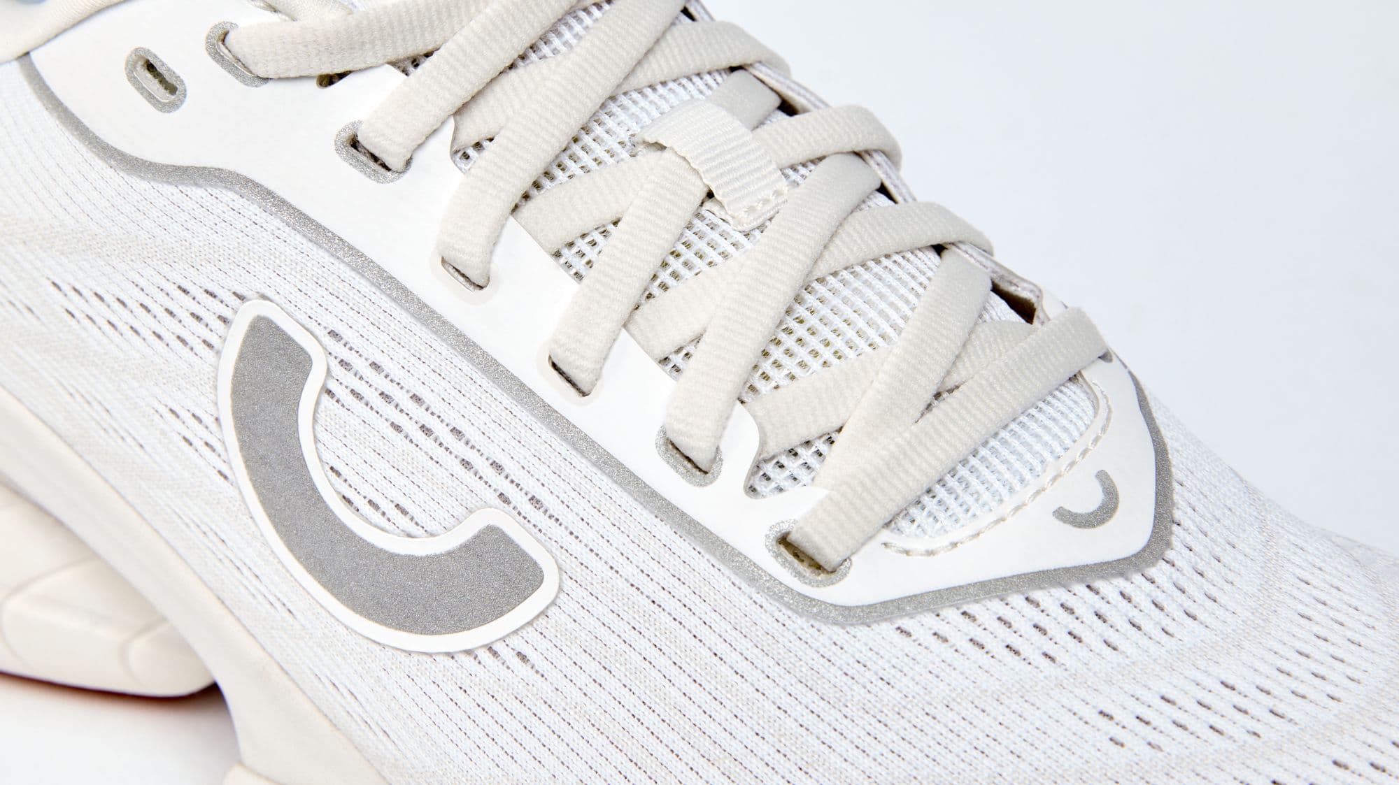 nevos-4-women-10-usp-mobile-03