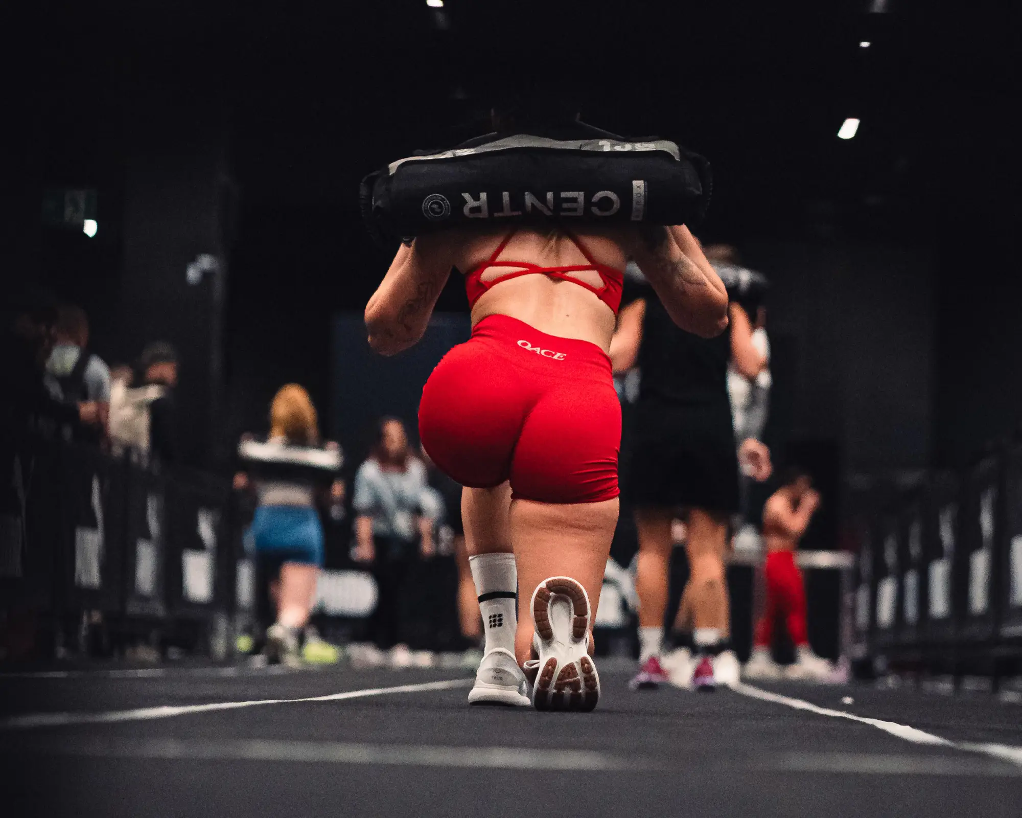 Hyrox Athleten empfehlen Schuhe von True Motion für Hyrox, Functional Fitness und HIIT, um Belastungen zu reduzieren und Performance zu maximieren