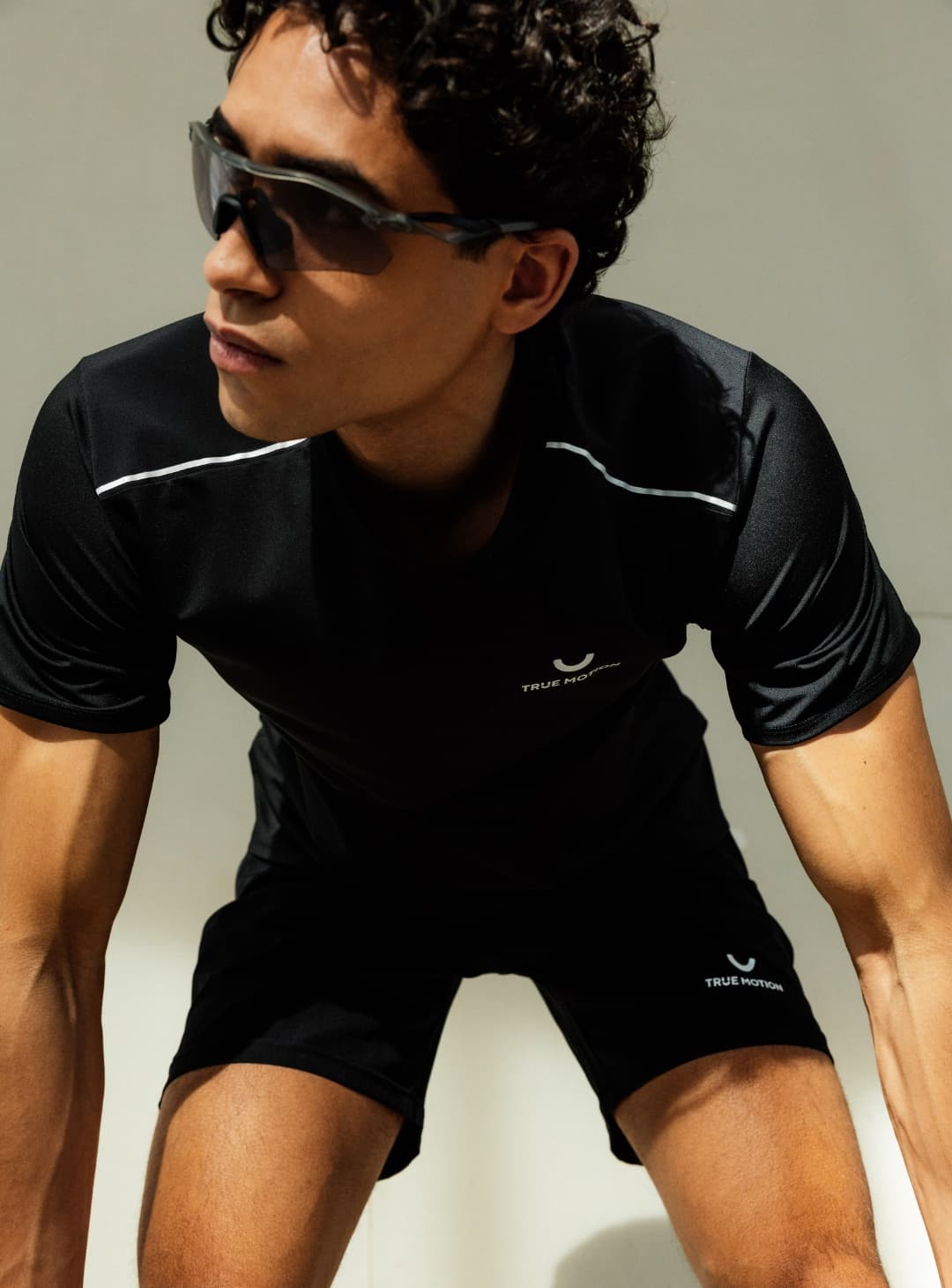 running-shorts_tmm0301_01_mood_03-1