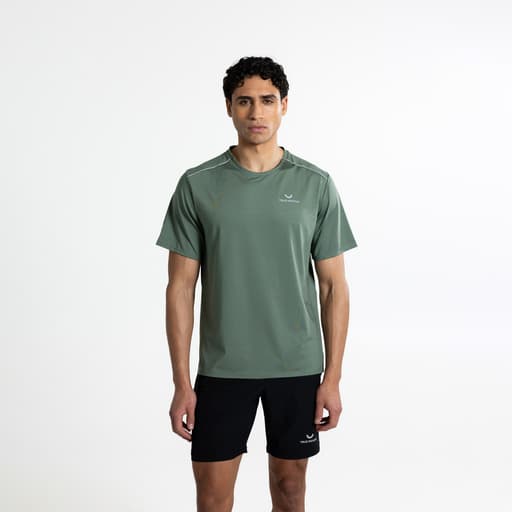50_a742a6fac0-performance-t_tmm0201_02_01-full